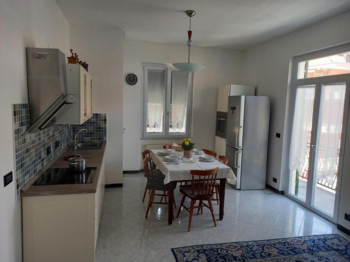 Dana'S House Apartment Carasco Екстериор снимка